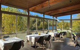 Una Finestra Sul Lago